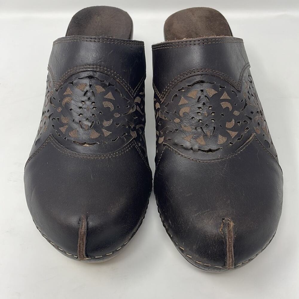 Giorgio Rondini laser cut design brown clogs women's 9.5 Made in Italy